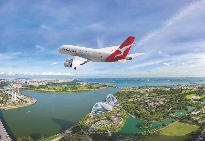 Rooing the day Qantas passengers and crew taken for a ride by the