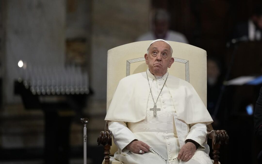 Australian Catholics join world mourning for Pope