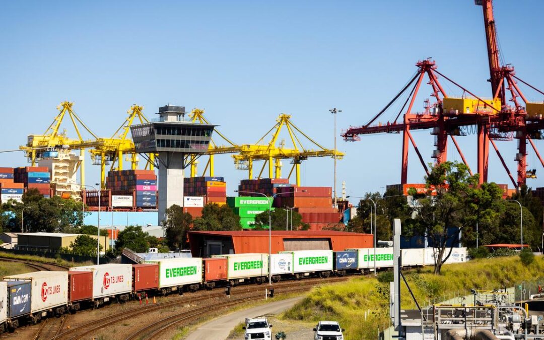 Australia records rare US trade surplus on tariff day