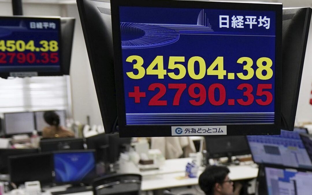 Asia fights drag from Wall St as US assets buckle