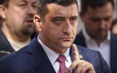Romanians vote in test of Trump-style nationalism