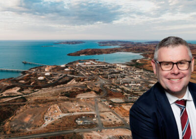 Environment minister Murray Watt approves 4.3 billion tonnes of carbon emissions