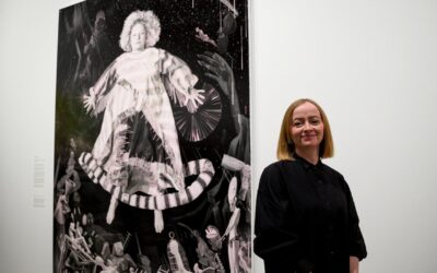 Multiverse of motherhood shines brightest in Archibald