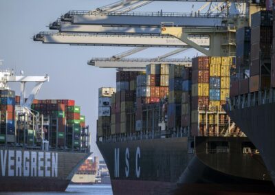 US and China reach deal to cut trade tariffs – for now