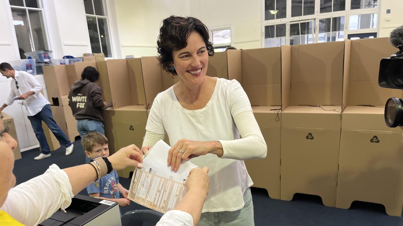 Independent Kate Chaney casts her vote