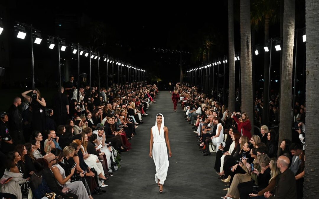 Carla Zampatti runway launches new look Fashion Week