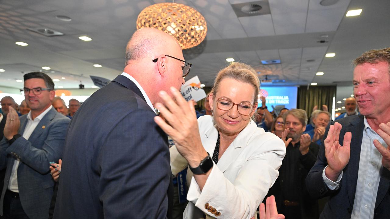 Peter Dutton and deputy opposition leader Sussan Ley
