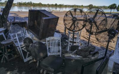 Thousands still stranded as flood recovery ramps up