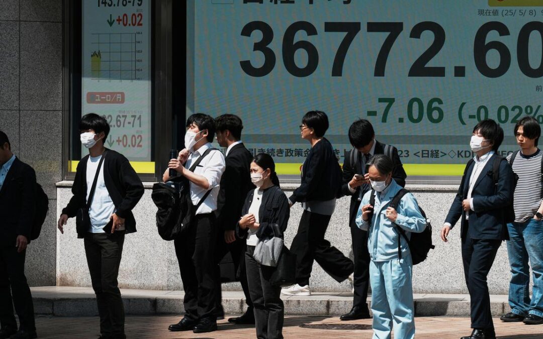Asia shares firm on hopes for US trade deals
