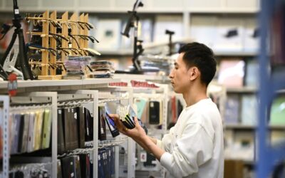 Economy stalls as private sector fails to pick up slack