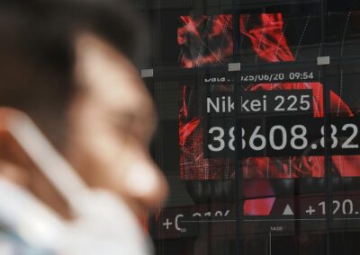 Oil tumbles, stocks rebound after Trump Mideast pause