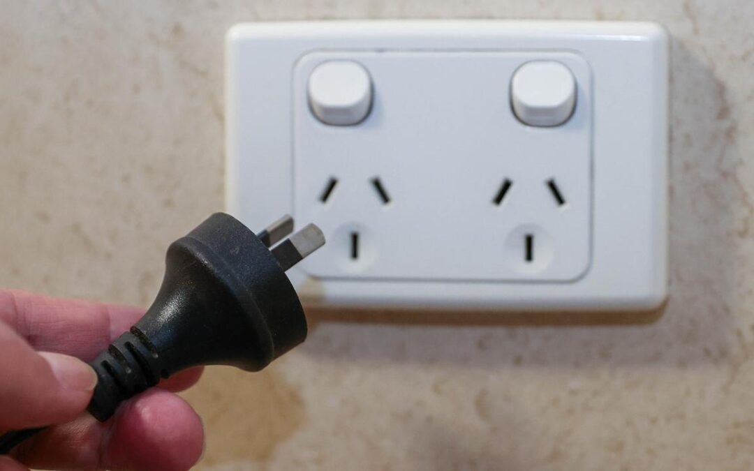 Energy minister plugs in for power price cap reforms