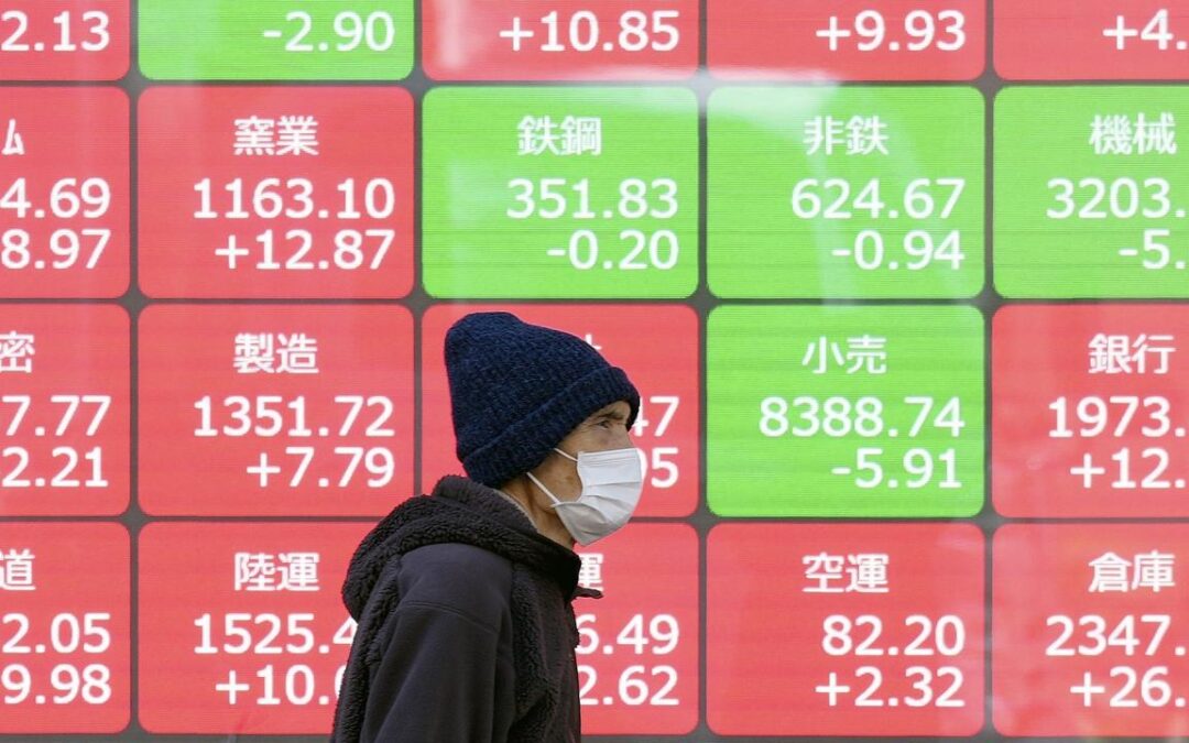 Asian stocks slip as Middle East conflict rages