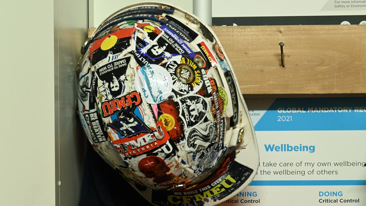 A CFMEU hard hat