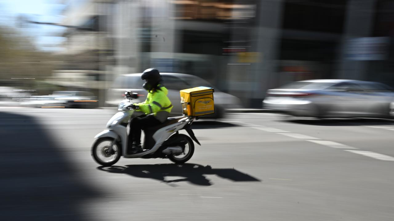 Delivery rider