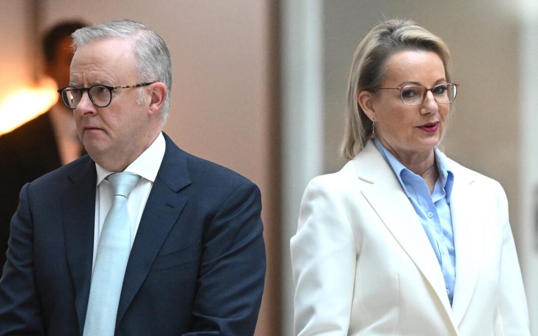 Political leaders return to parliamentary battlefield
