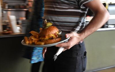 Restaurants, building firm insolvencies remain high