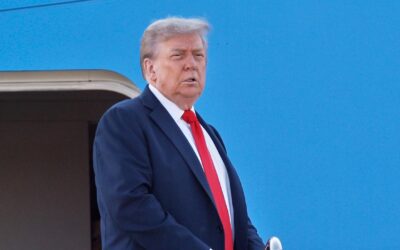 Trump heads to high-stakes Alaska summit with Putin