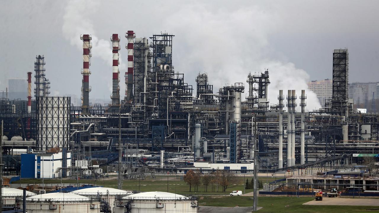 RUSSIA ECONOMY OIL