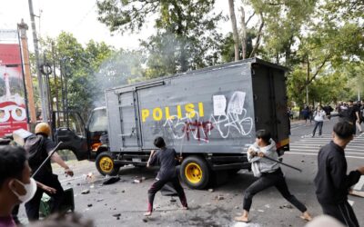 Indonesia’s president cancels China trip amid protests