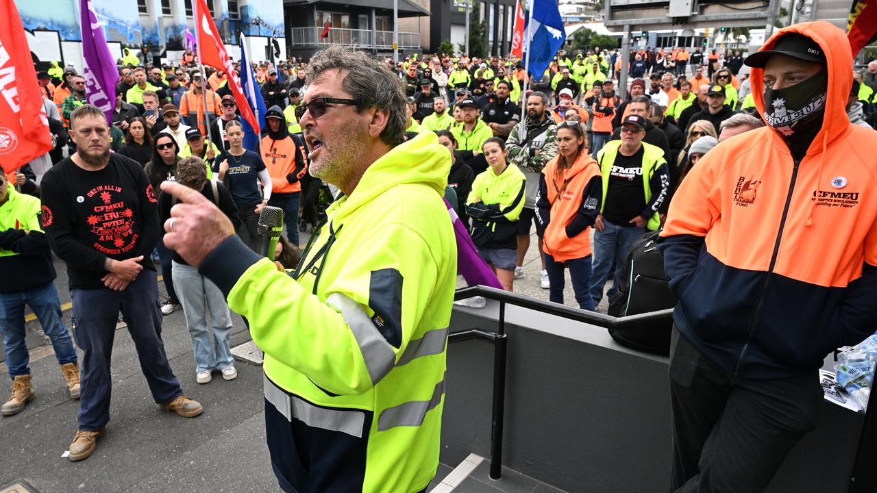 CFMEU members and officials