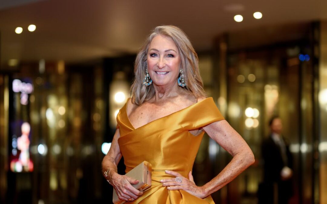 Lynne McGranger wins Gold Logie