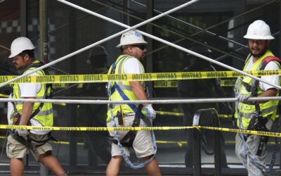 US applications for jobless benefits up modestly