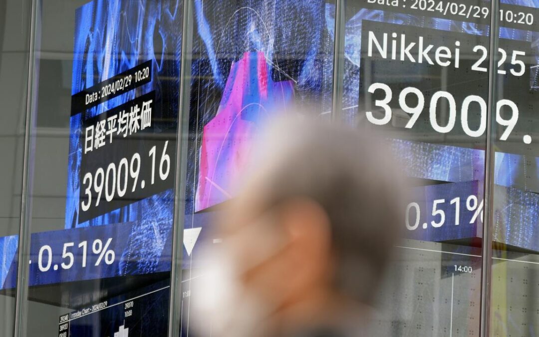 Asian stocks mixed as markets brace for Fed meeting