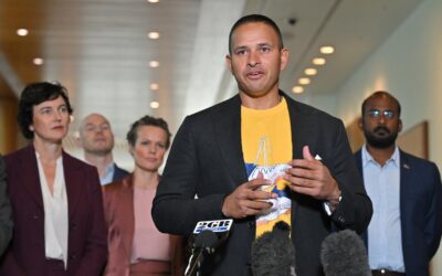 Show us your ‘cojones’: cricket star tests PM on Israel