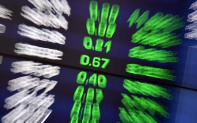 Banks, miners lead Australian share market to new highs