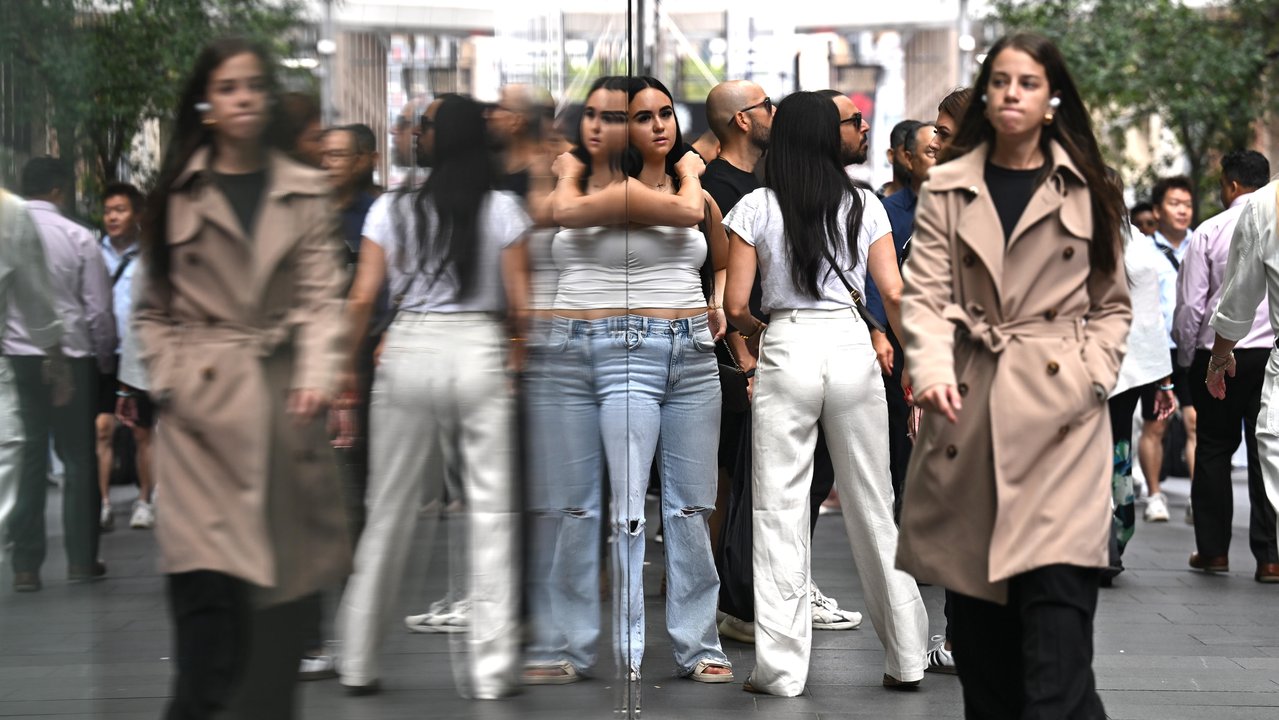 Sydney CBD workers