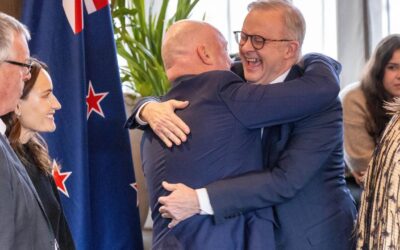 Albanese warmly embraced as he arrives in New Zealand