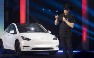 Tesla slow in reporting self-driving tech crashes