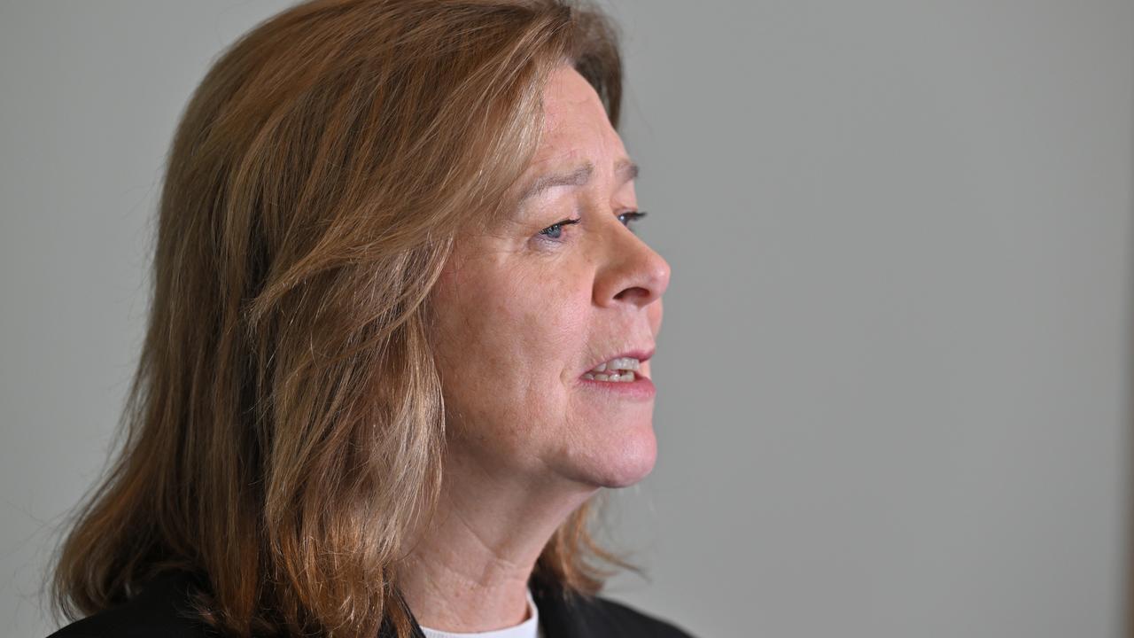 MICHELE O'NEIL ACTU