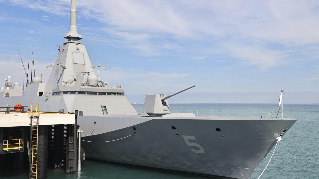 A Mogami-class stealth frigate