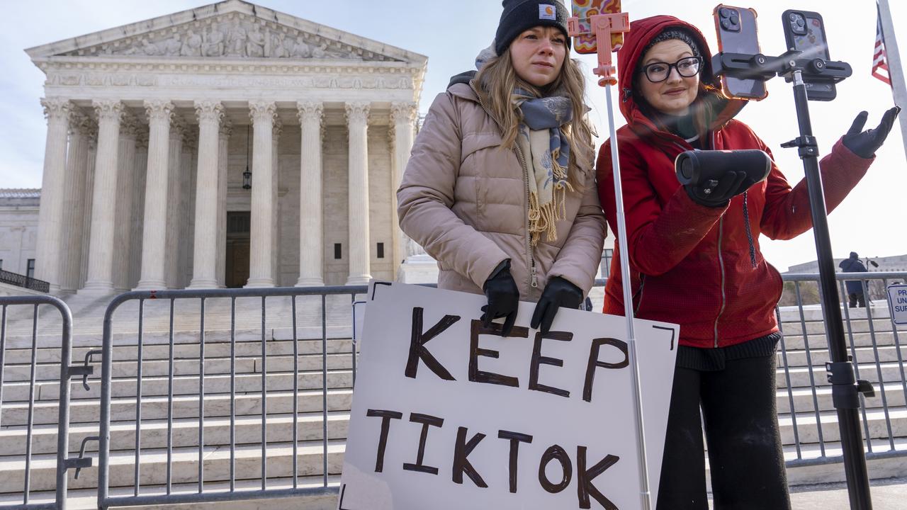 TikTok supporters