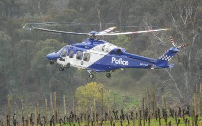 Fugitive hunt enters third week after teary farewells
