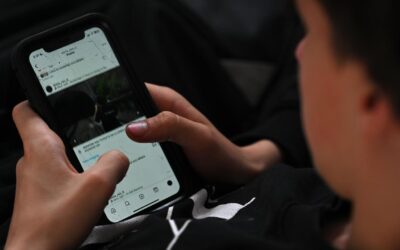 Kids to lose social media access but others will be OK