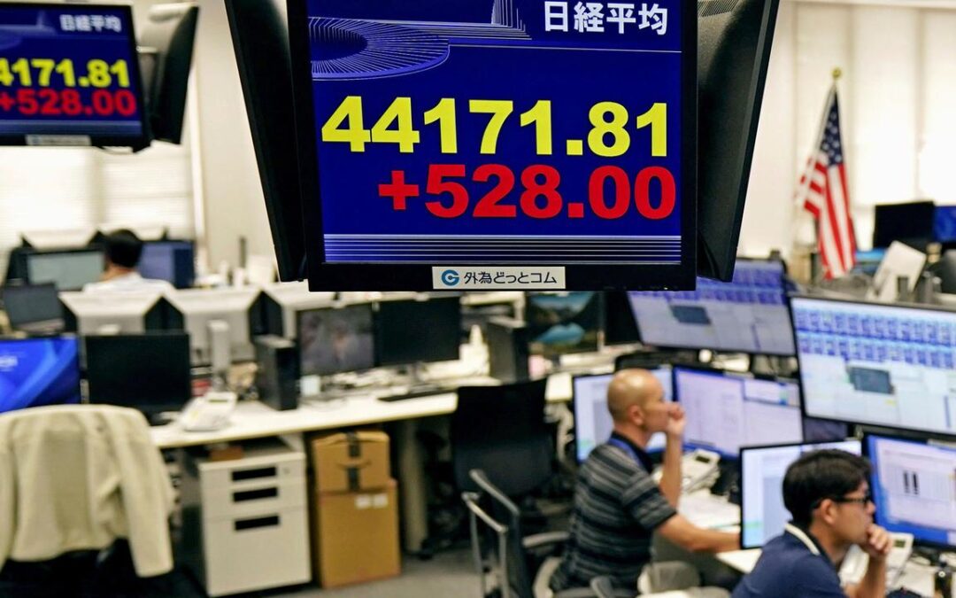 Shares cautious in Asia as US government faces shutdown