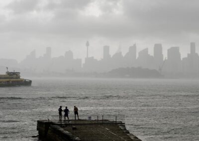 ‘Confronting’ climate risk report goes under microscope
