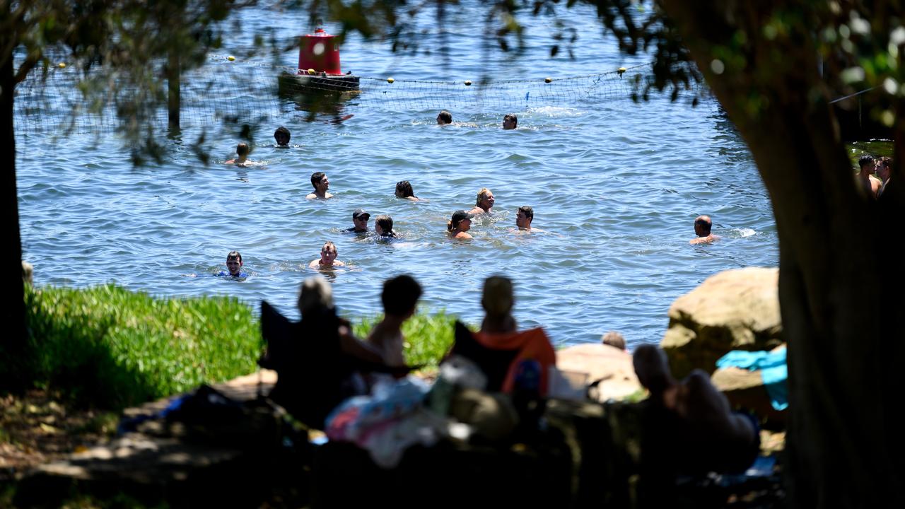 HOT WEATHER SYDNEY