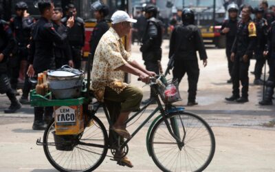 Indonesian leader to revoke MPs’ housing perks