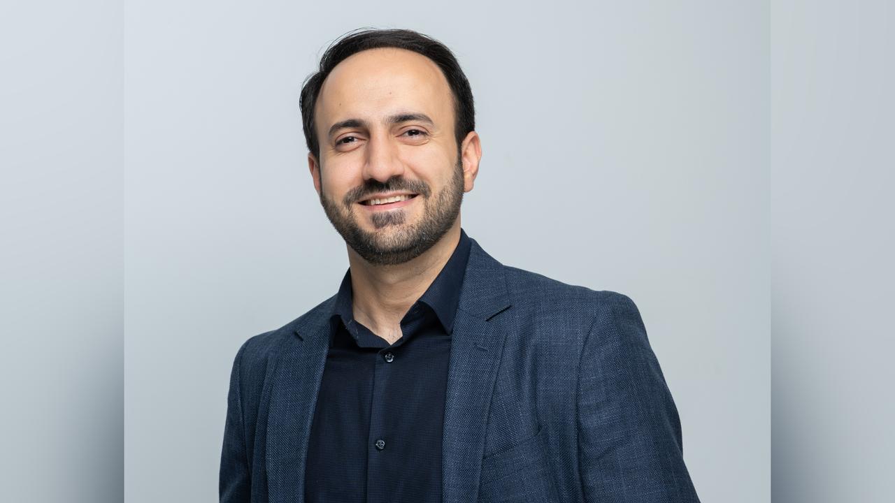 Lecturer and media expert Dr Naser Pourazad