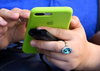 Financial stress, dodgy service: telco issues dial up