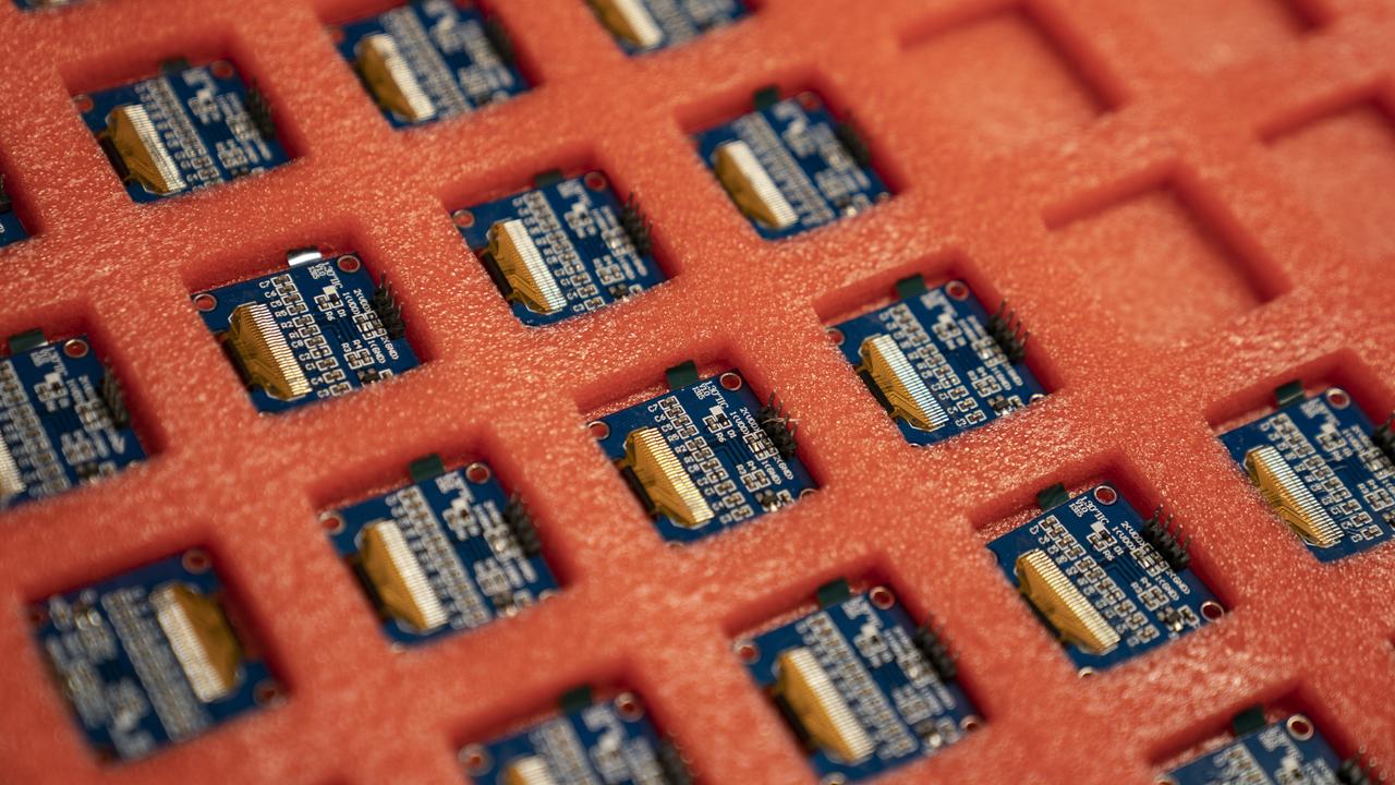 Semi-conductor chips