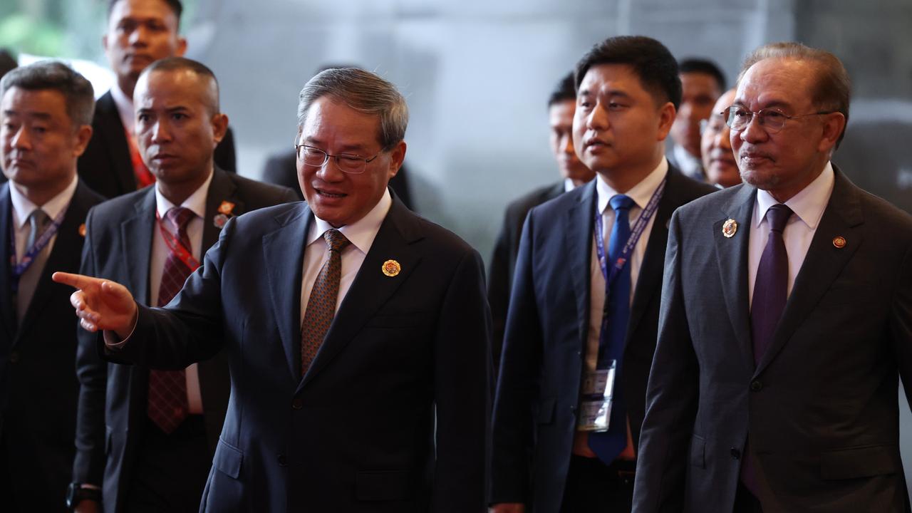 Chinese Premier Li Qiang and Malaysian Prime Minister Anwar Ibrahim