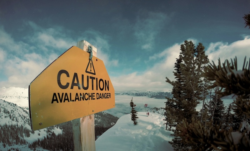Snowy cost avalanche. Image: Nicolas Cool, Unsplash