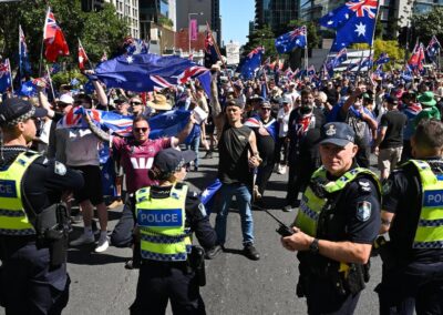 Experts debunk mass migration claims that fuel rallies