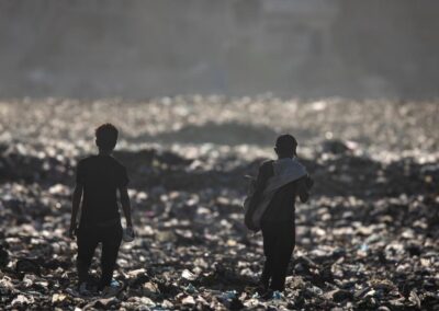 Hamas reasserts Gaza control, post-war talks grind on