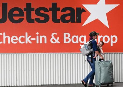 Software glitch leaves Jetstar passengers grounded
